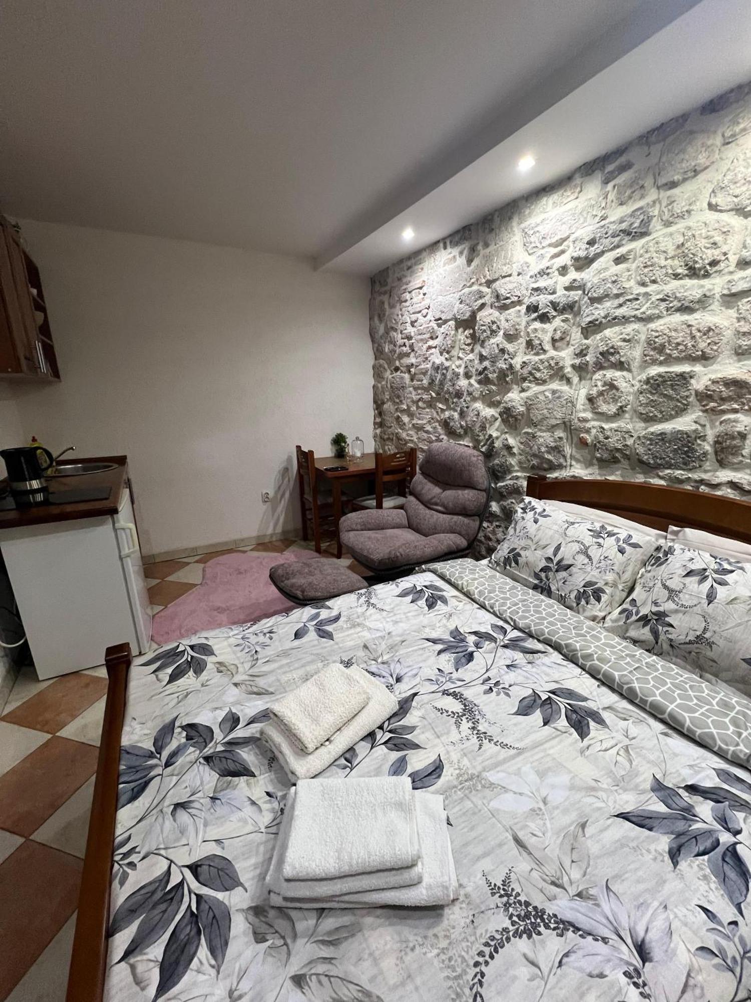 Little Bay Apartments Kotor Quarto foto